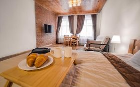 Luxury Apartment With Rynok Square View